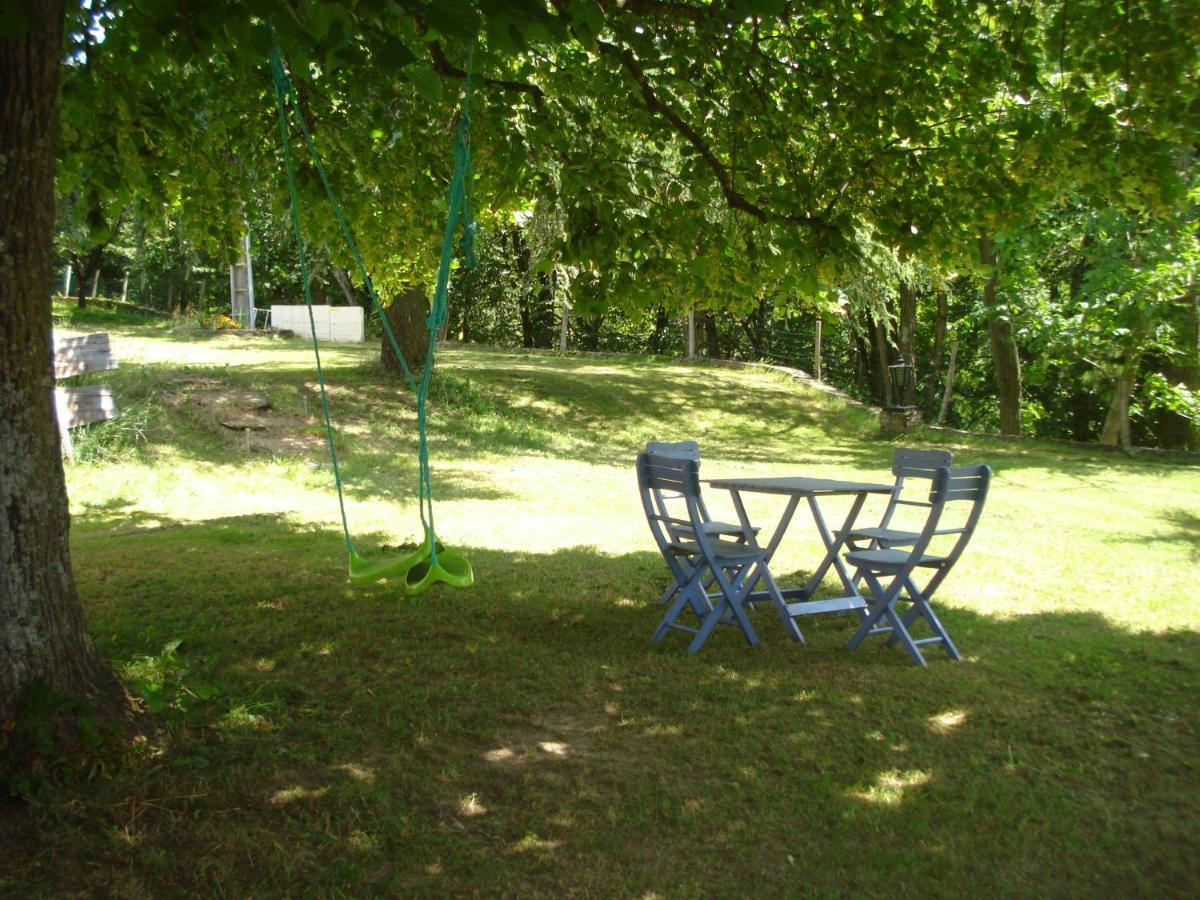 Domaine Des Cigales, Chambre D'Hotes Saint-Martin-d'Aout Dış mekan fotoğraf